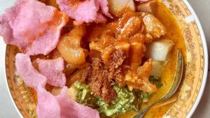 Sejarah Lontong Sayur Padang: Meluncurkan Sejarah yang Kaya Di Balik Kelezatan Indonesia Ini